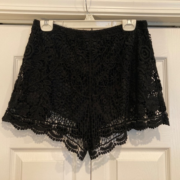 Black Crochet Shorts with Lining, Large, Elastic Waist - Picture 2 of 3